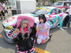 コスプレ車女