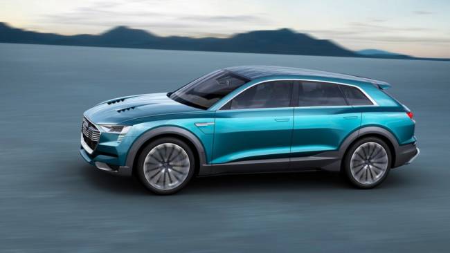 EVコンセプトカーAudi e-tron quattro conceptフランクフルト国際モーターショーで発表